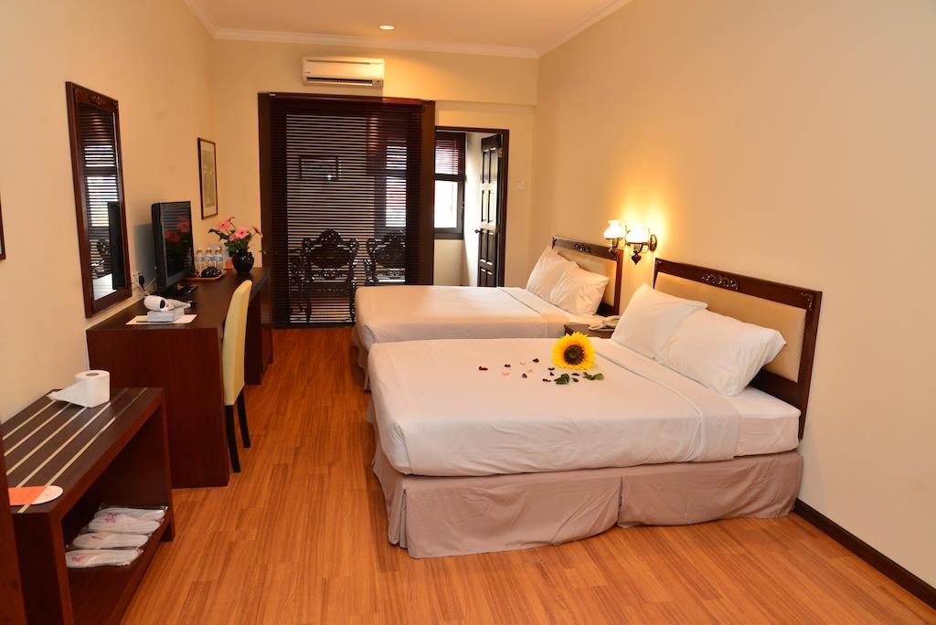 Cheng Ho Hotel Малакка Экстерьер фото